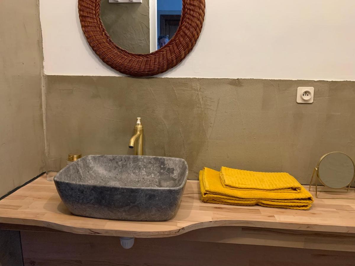 Chambres Et Table D'Hotes Au Brabo Mormoiron Eksteriør bilde